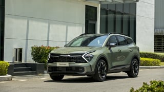 Tháng 8, các mẫu xe Kia thế hệ mới ưu đãi đặc biệt 50% lệ phí trước bạ