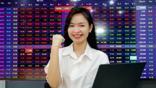 Tăng hơn 500 điểm từ đáy, VN-Index 'phá đỉnh' trước thời điểm áp thuế đối ứng
