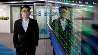 Cổ phiếu chứng khoán nổi sóng, VN-Index mất điểm trong thế giằng co