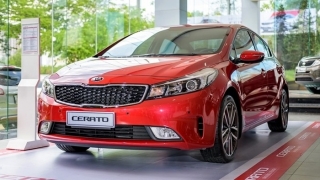 Giá xe KIA mới nhất tháng 6/2018: Cerato gây sốc với giá 499 triệu