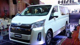 ‘Cá mập’ Toyota Hiace 2020 ra mắt khách hàng Việt, giá gần 1,2 tỷ đồng