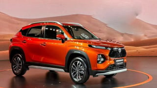 Toyota ra mắt SUV cỡ nhỏ: Xe chạy trong phố, giá chỉ từ 230 triệu đồng