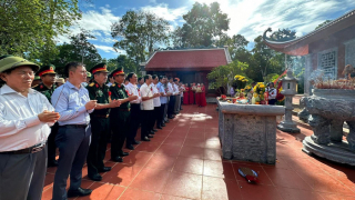 'Tri ân những người ngã xuống trong chiến tranh để luôn nghĩ về giá trị của hòa bình'