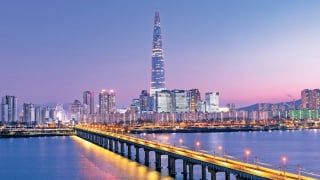 Qua sông Hán, sông Chao, nghĩ về sông Hồng