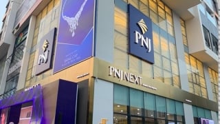 Ngân hàng 'chen chân' bán vàng, lợi nhuận của PNJ có bị ảnh hưởng?