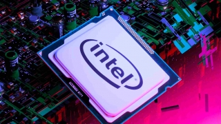 Intel: 'Nhà vua' bị lật đổ