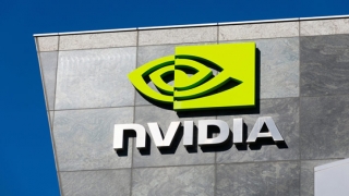 Cổ phiếu giảm sâu 10%, Nvidia 'bay' 279 tỷ USD vốn hoá