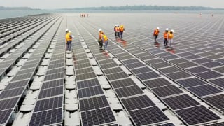 Mỹ áp thuế lên tới 3.403,96% với pin mặt trời từ Đông Nam Á