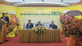 Vinasun 'cài số lùi' mục tiêu kinh doanh, quyết 'thay máu' đội xe