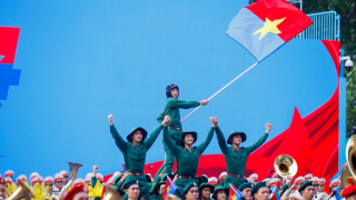 Lễ diễu binh và diễu hành Kỷ niệm 50 năm Ngày Giải phóng miền Nam, thống nhất đất nước 