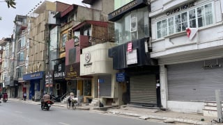 Nhà phố Hà Nội ế khách thuê: Đất vàng trăm triệu/m2 bỏ không cả loạt