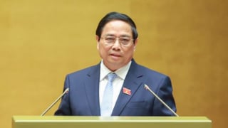 Thủ tướng: 'Ưu tiên đầu tư y tế, hướng tới miễn viện phí toàn dân'