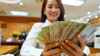 Ngân hàng nào chịu chi nhất cho nhân viên trong quý I?