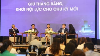 Chuyên gia gợi ý 'lập sàn giao dịch cho DN chưa đủ điều kiện niêm yết' để hút vốn