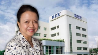 'Sốt nóng' trước 'giờ G', cổ phiếu REE lập đỉnh lịch sử