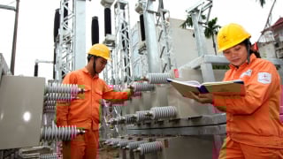 Đầu tư 1.300 tỷ ở Quảng Trị, EVN đón đầu năng lượng tái tạo và nhập khẩu từ Lào