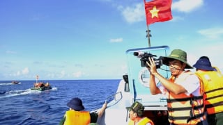 ‘Những ngòi bút giữ biển đảo’ trong bảo vệ chủ quyền Tổ quốc
