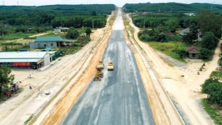 Thủ tướng lệnh thông tuyến cao tốc từ Cao Bằng tới Cà Mau trong 2025