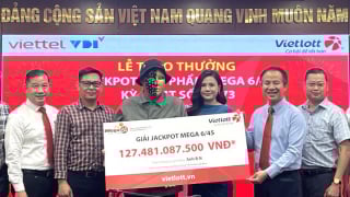 Trúng giải Vietlott 127 tỷ đồng nhờ chọn theo dãy số voucher được tặng