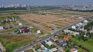 ‘Chính sách, pháp luật về đất đai chưa phù hợp với chính quyền địa phương 2 cấp'