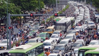 TP. HCM lên lộ trình từng bước chuyển đổi xe xăng sang xe điện