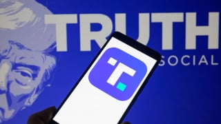 Mua vào 2 tỷ USD Bitcoin, cổ phiếu công ty truyền thông của TT Trump tăng vọt