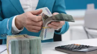 Bỏ room tín dụng: Cạnh tranh miếng bánh thị phần bằng giảm lãi suất