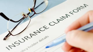 Chưa thể chi trả thương tật 81% cho trường hợp K giáp, vì sao?