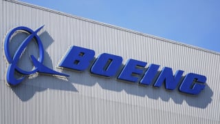 Boeing: Hàng nghìn công nhân chế tạo máy bay chiến đấu và vũ khí đình công