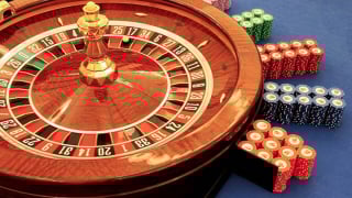 Đề xuất người Việt vào chơi tại casino phải mua vé 2,5 triệu đồng/ngày