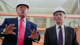 TT Trump đe dọa Chủ tịch Fed bằng ‘vụ kiện lớn’, yêu cầu cắt giảm ngay lãi suất