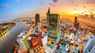 GDP Việt Nam tăng mạnh hơn kỳ vọng, các tổ chức quốc tế đồng loạt nâng dự báo
