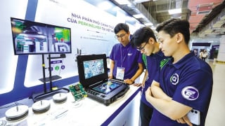 Tổng công trình sư công nghệ chiến lược có thể thu nhập tới 300 triệu đồng/tháng