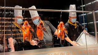 Trung Quốc - EU leo thang căng thẳng vì... vịt quay Bắc Kinh