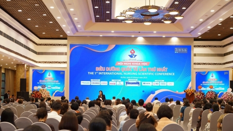 Vinamilk đồng hành cùng Hội nghị khoa học Điều dưỡng Quốc tế lần 1 CLB Điều dưỡng trưởng Việt Nam 