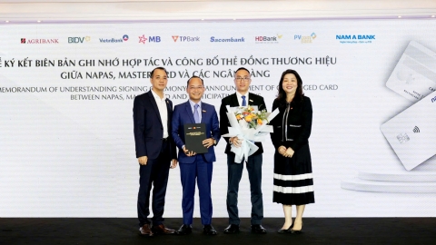 Nam A Bank phát hành thẻ đồng thương hiệu với Napas và Mastercard