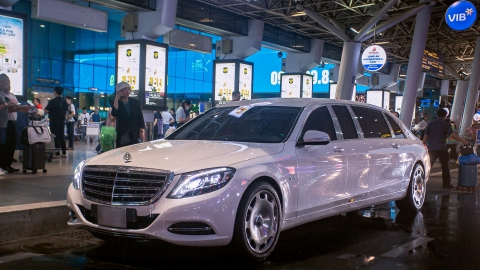 Lộ diện xe siêu sang Maybach S 600 Pullman 70 tỷ của đại gia Sài Gòn