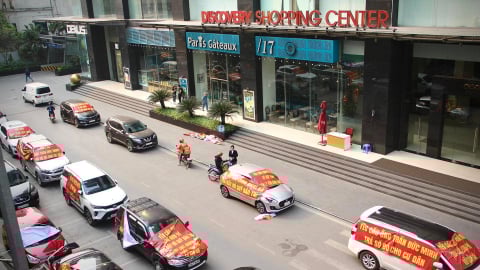 Khốn khổ bán hàng ở tòa nhà dân tranh chấp với chủ đầu tư