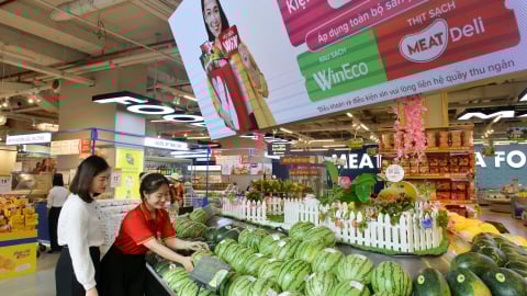 Áp lực thuế quan Mỹ, tiêu dùng nội địa phục hồi mong manh