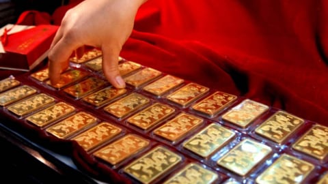 Giá vàng SJC 'vọt tăng' trở lại, thêm 3 triệu/lượng chỉ sau nửa tiếng