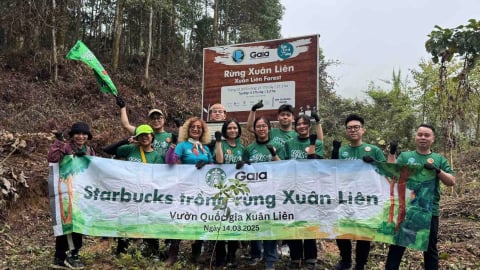 Starbucks hướng đến cộng đồng, tiếp tục ghi dấu ấn trên ‘hành trình xanh’