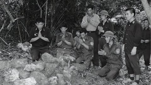 Hành trình tìm kiếm thông tin những người ngã xuống tại sân bay dã chiến Libi