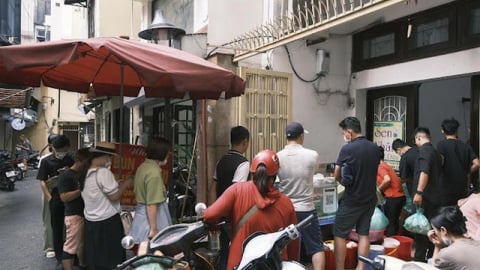 Nghịch lý thuê mặt bằng: Mặt phố bỏ trống, ngõ hẻm 'chen chân'