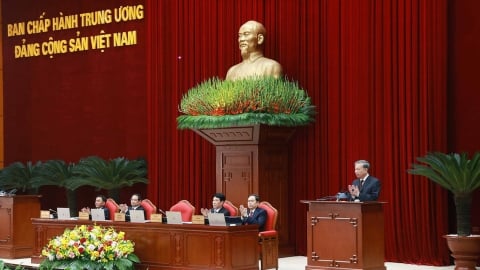 Bộ Chính trị: 'Không dùng biện pháp hành chính để giải quyết tranh chấp kinh tế'