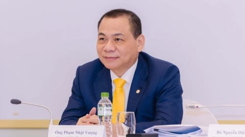 Năm tỷ phú giàu nhất Việt Nam cam kết gì với cổ đông?