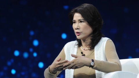 'Bà hoàng kinh doanh' tuyên bố không tuyển người du học về, lý do gây tranh cãi