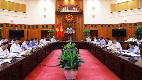 Thủ tướng họp khẩn với các bộ ngành trước thềm đàm phán vòng đầu tiên với Mỹ