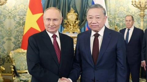 Điểm lại loạt văn kiện hợp tác mà Nga vừa ký với Việt Nam