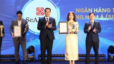SeABank được vinh danh ‘Ngân hàng tiên phong trong đổi mới quản trị vì sự phát triển bền vững’