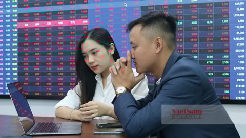 STB 'nổi sóng' sau thư chia tay của CEO Sacombank, VIC bất ngờ hạ nhiệt